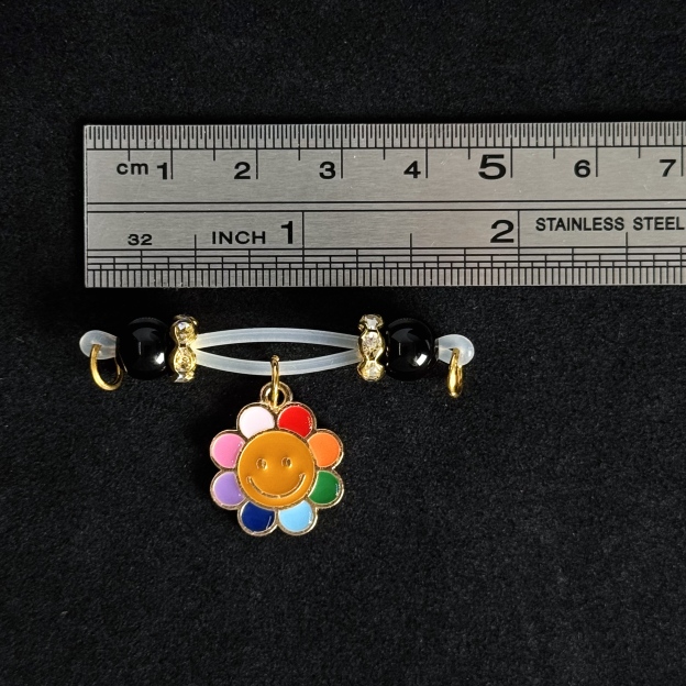 Smiley Daisy Clip 🌼