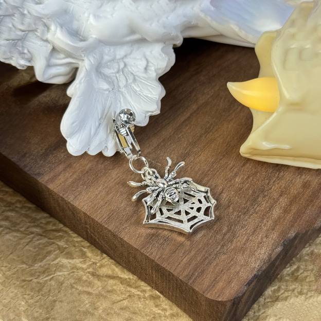 Venom Spider Non-Piercing Navel Clip