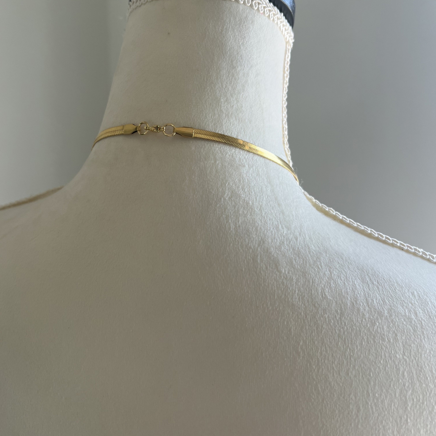 Subtle Square Emerald Gem Choker Body Chain Set