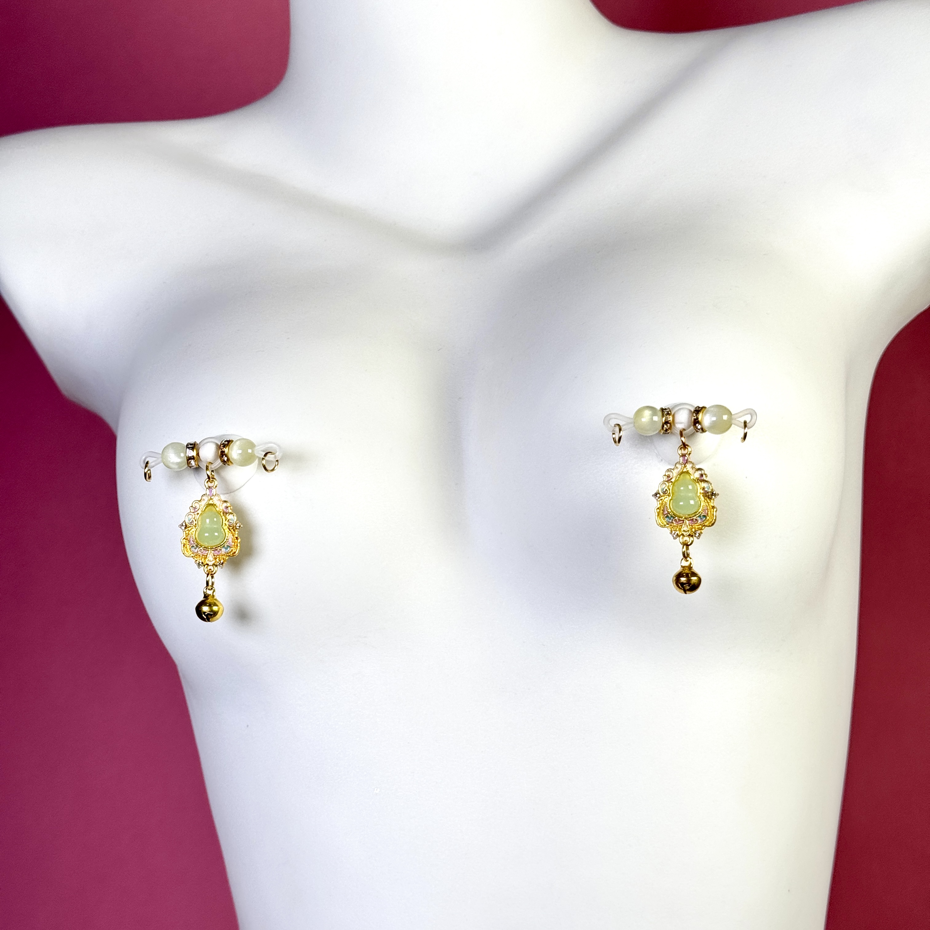 Emerald Royal Nipple Clips