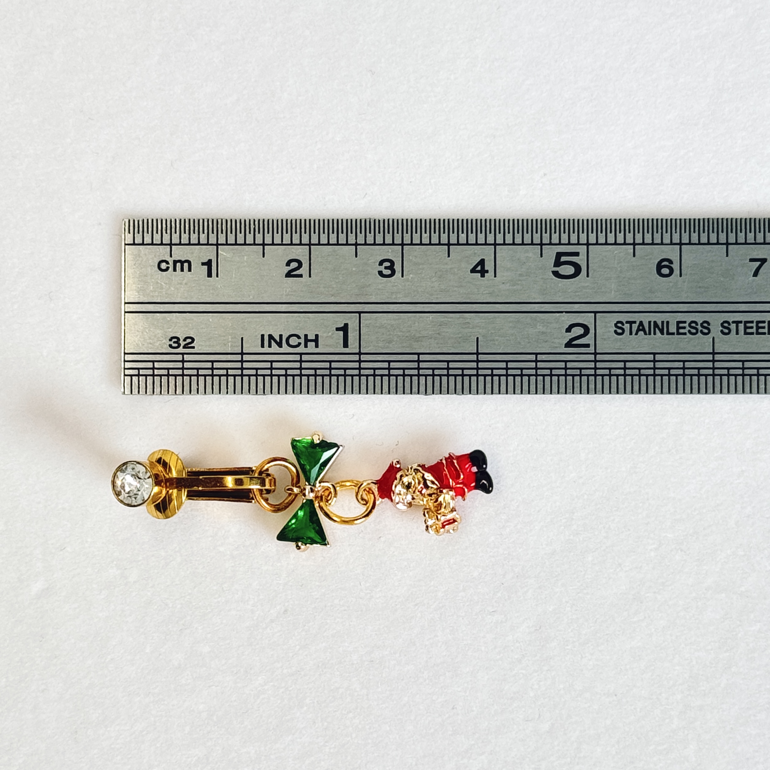 Navel jewelry for Christmas is here.