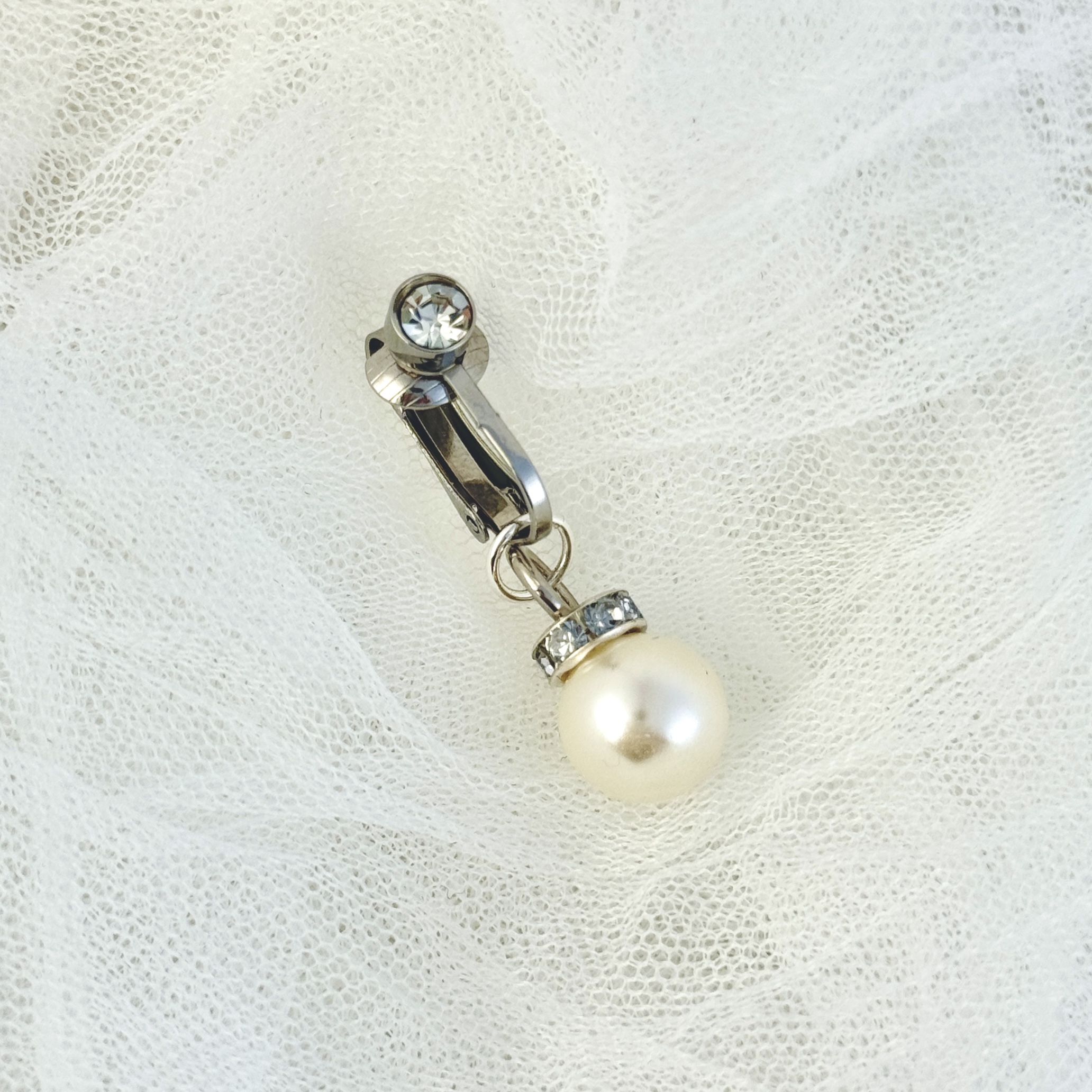 Single-pearl navel clip