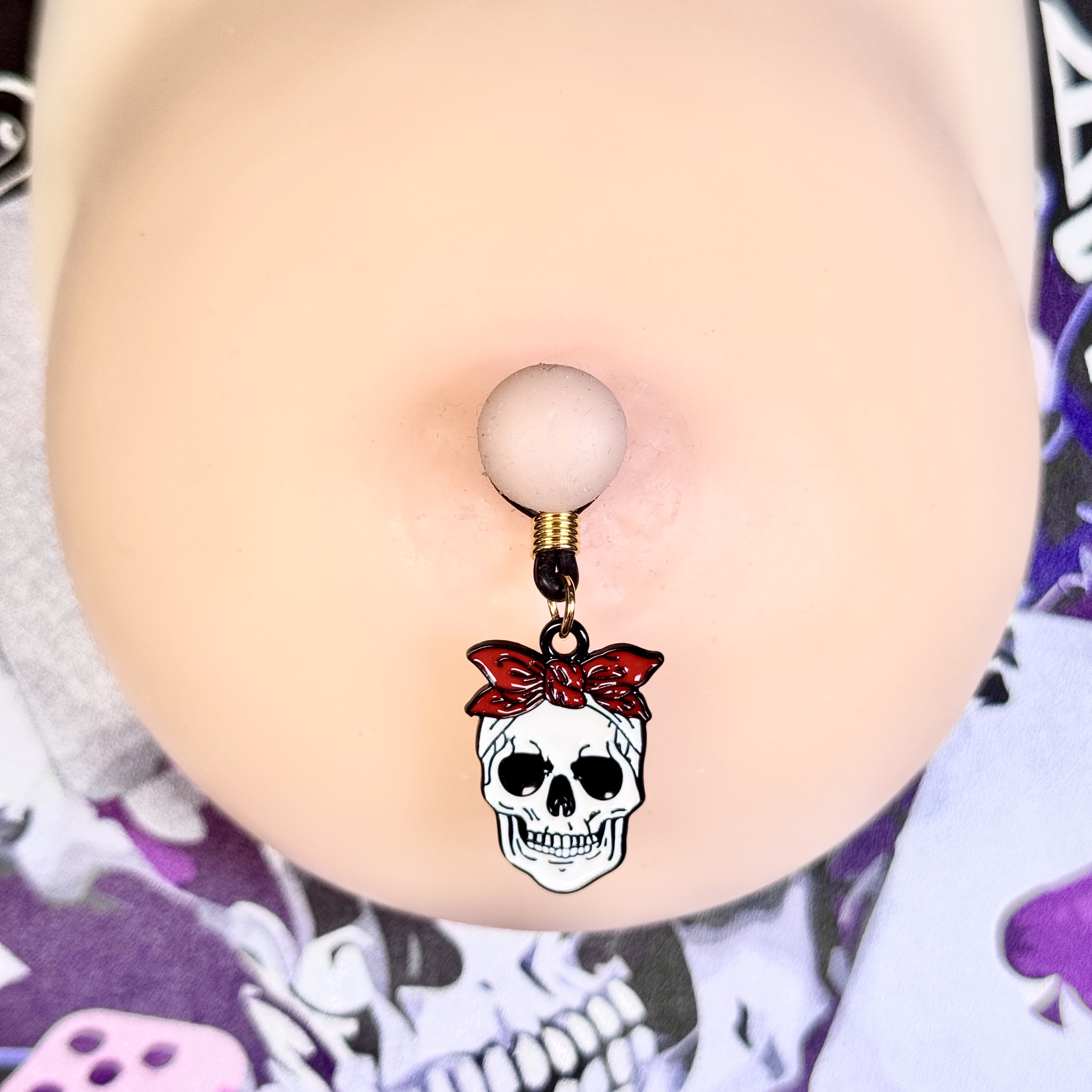 Vixen Skull Bow Nipple Clamps