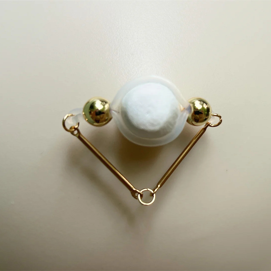 Held by Geometry Clips