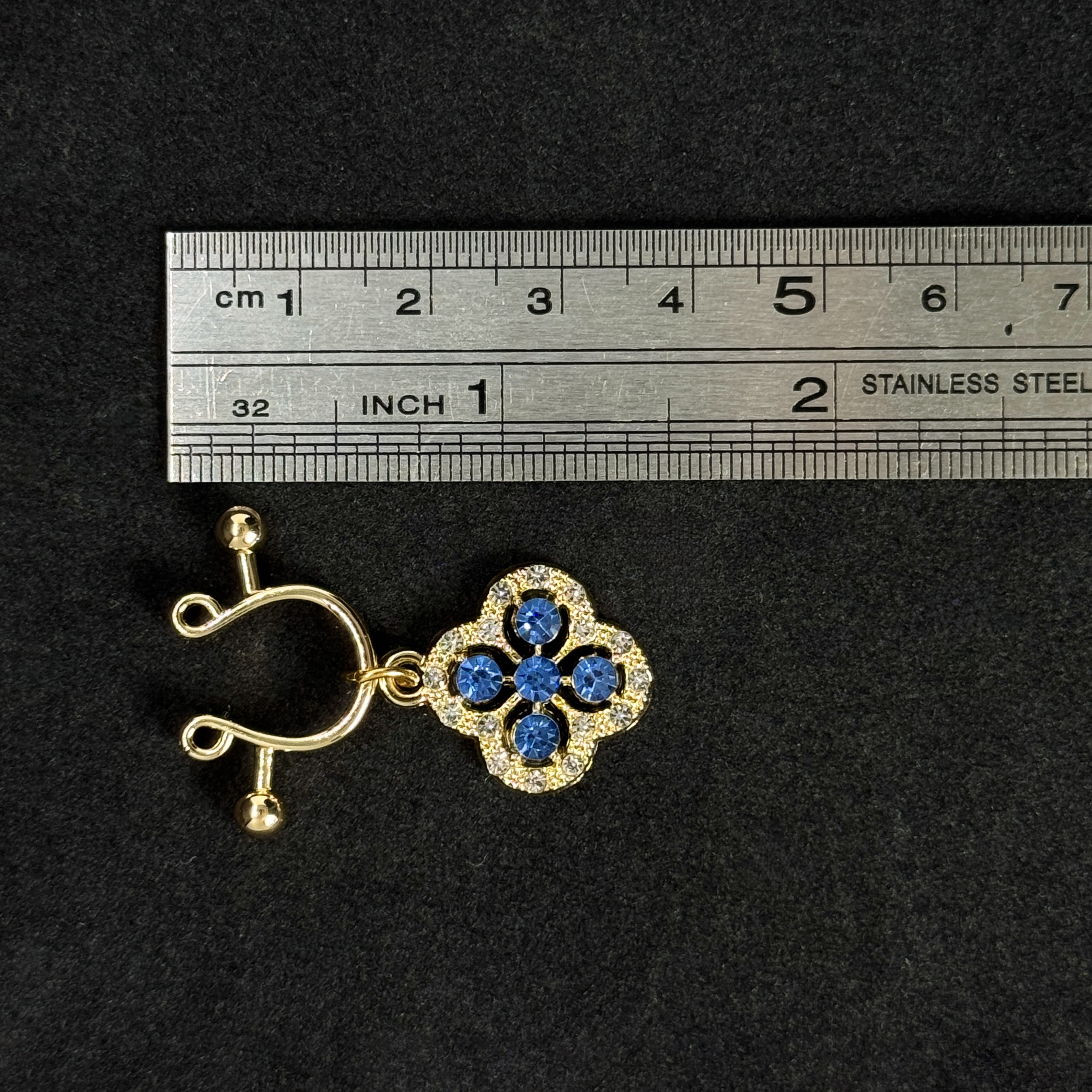 Sapphire Clover Nipple Clamps