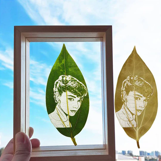 Personalized Photo Leaf Carving-Thyye