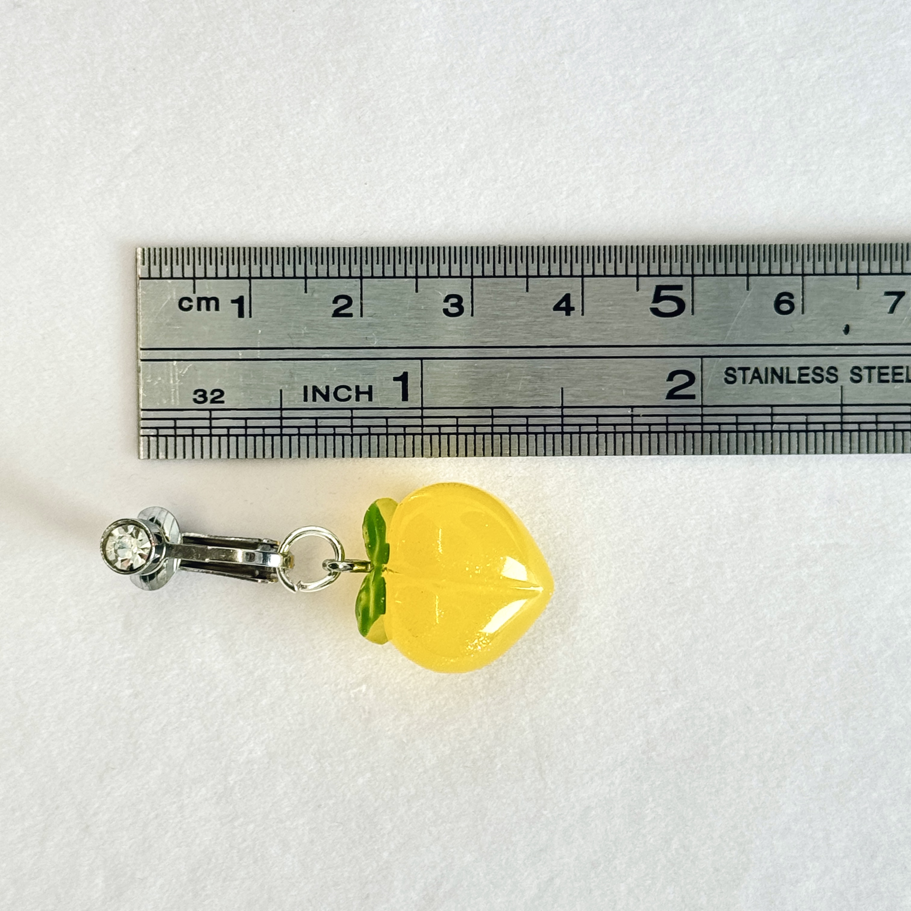 Energy Peach Adjustable Navel Clip