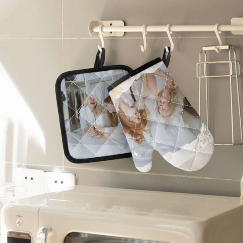 Personalized printed pattern insulating gloves and insulating pads-Thyye