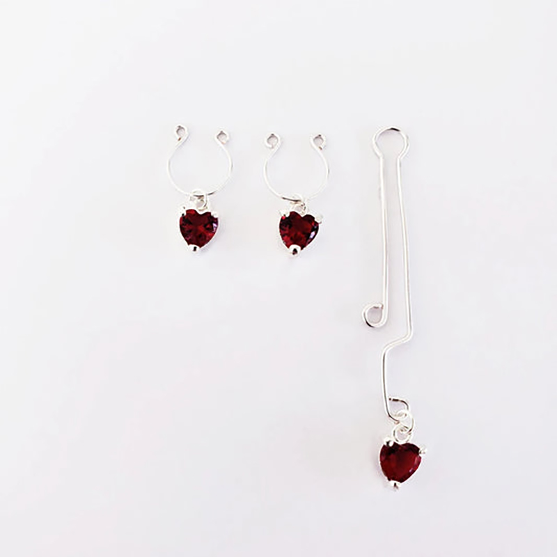 Heart-shaped nipple ring with red gemstone-Thyye
