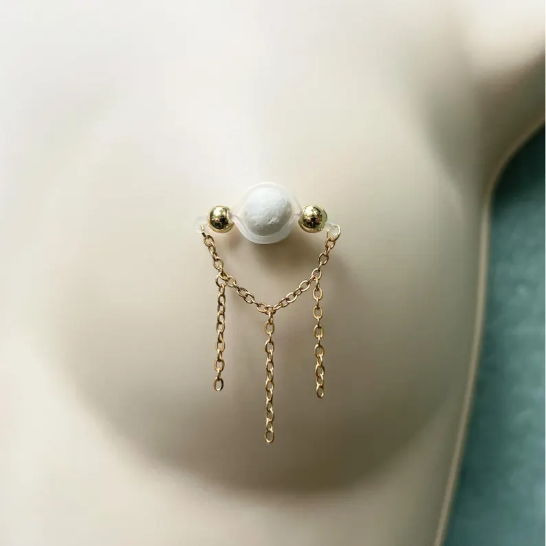 Chain nipple ring