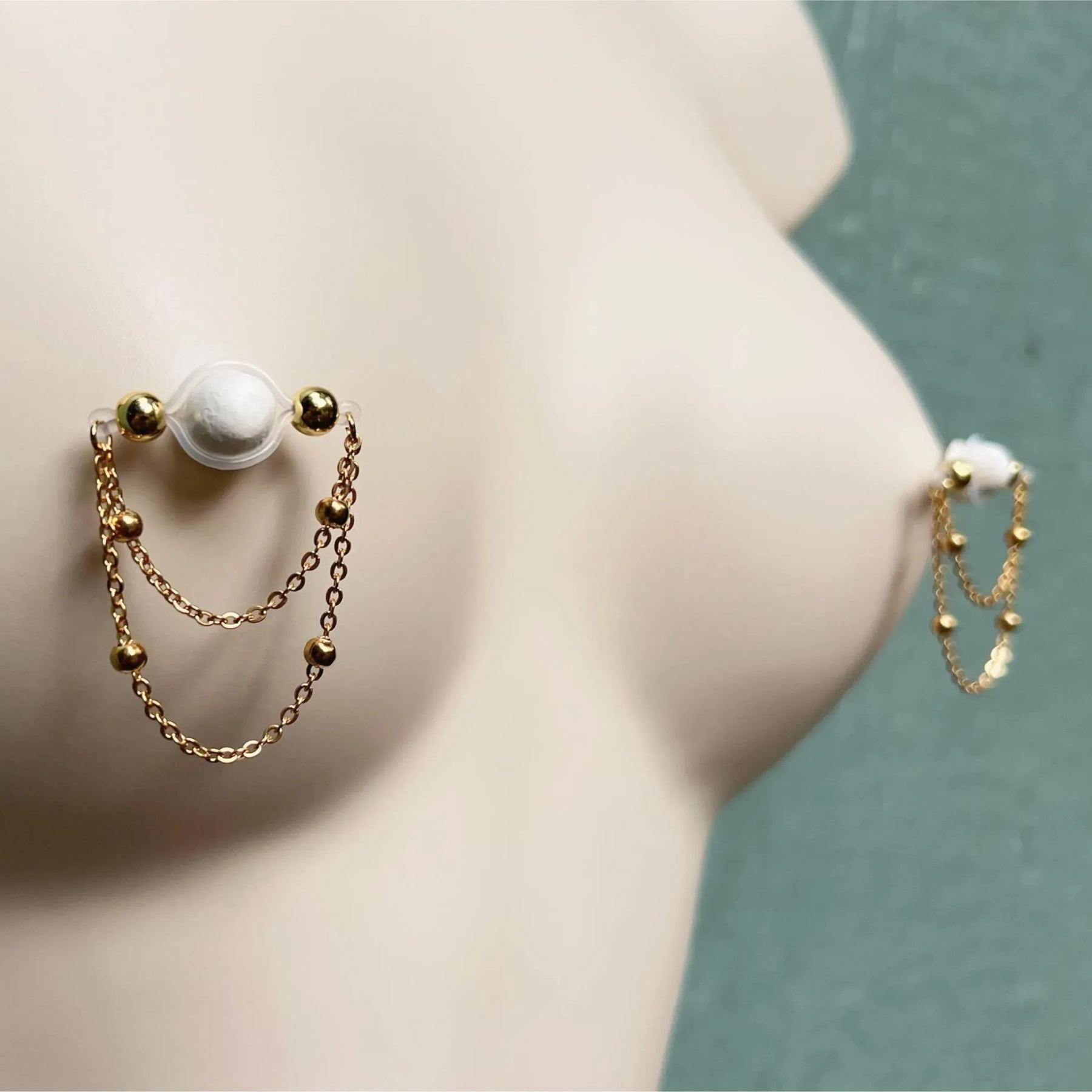 Beaded Gold Chain Fake Nipple Piercing-Thyye