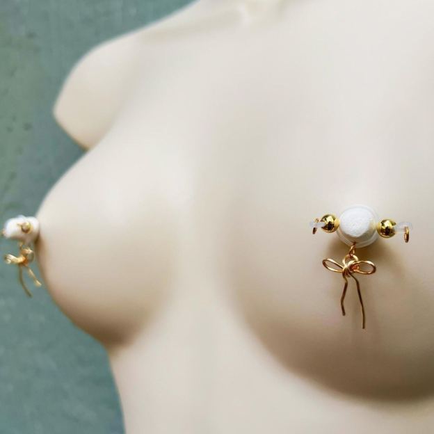 Cute bow-knot nipple non-piercing jewelry