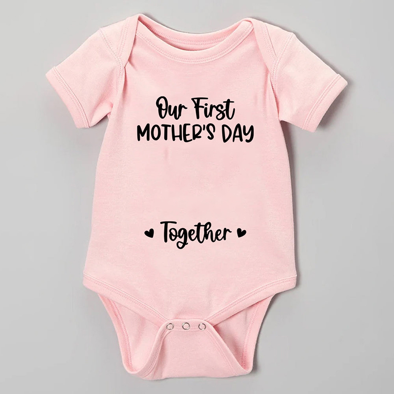 Short Sleeve Casual Baby Onesie-Thyye