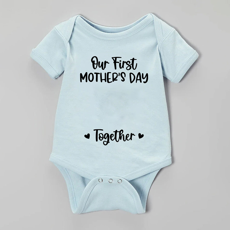 Short Sleeve Casual Baby Onesie-Thyye