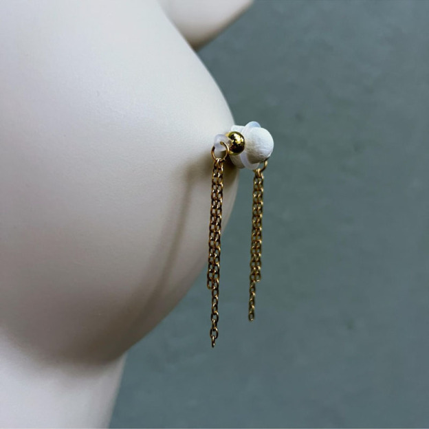 Nipple ring with two or three chains-Thyye