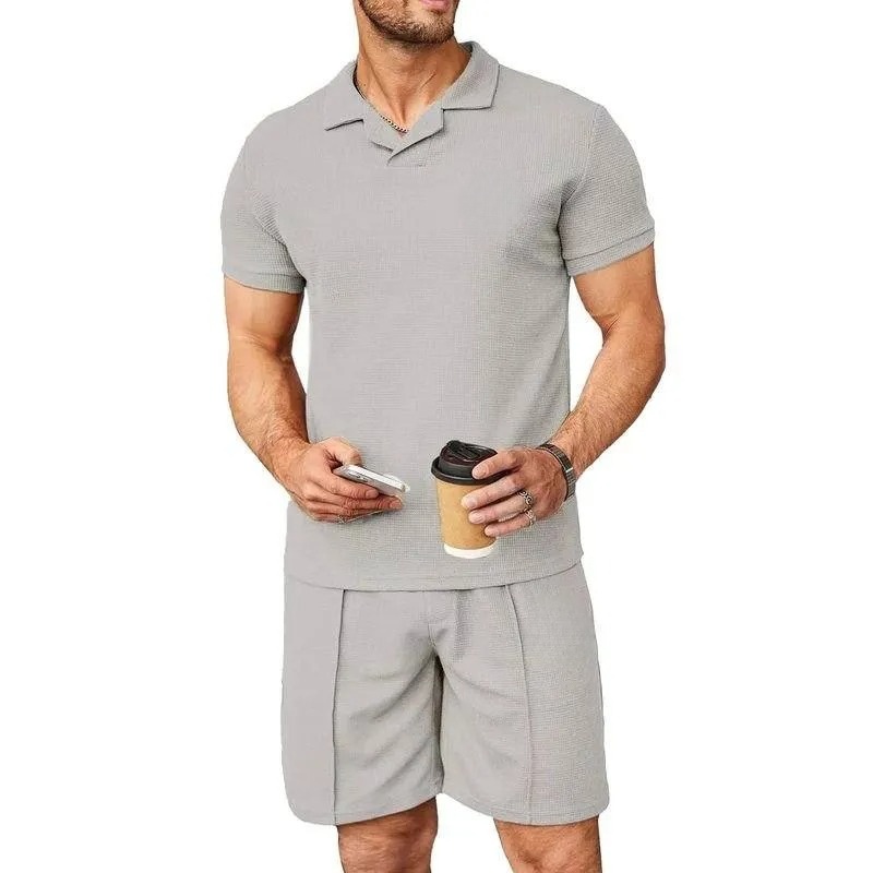 Under – Set base composto da maglietta e pantaloncini 2025