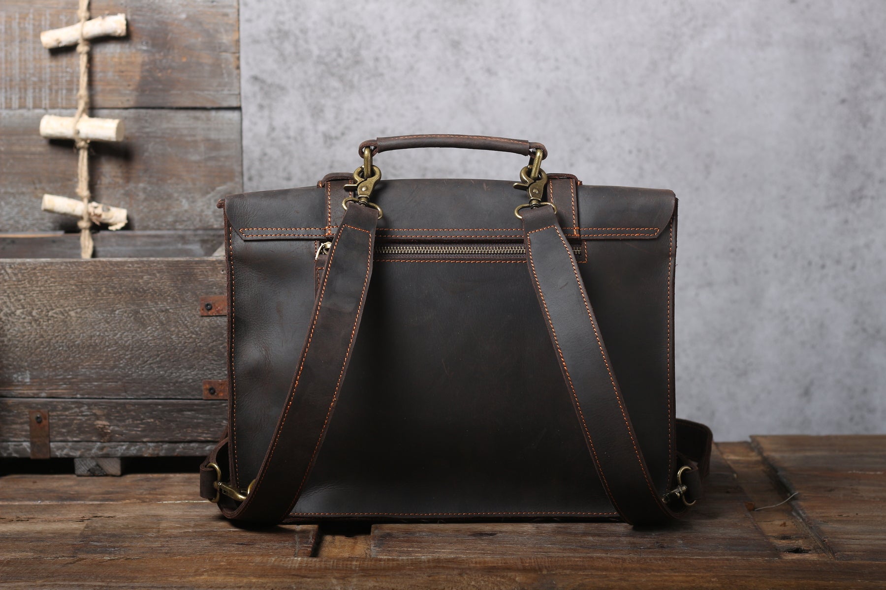 borsa a spalla in pelle grigia
