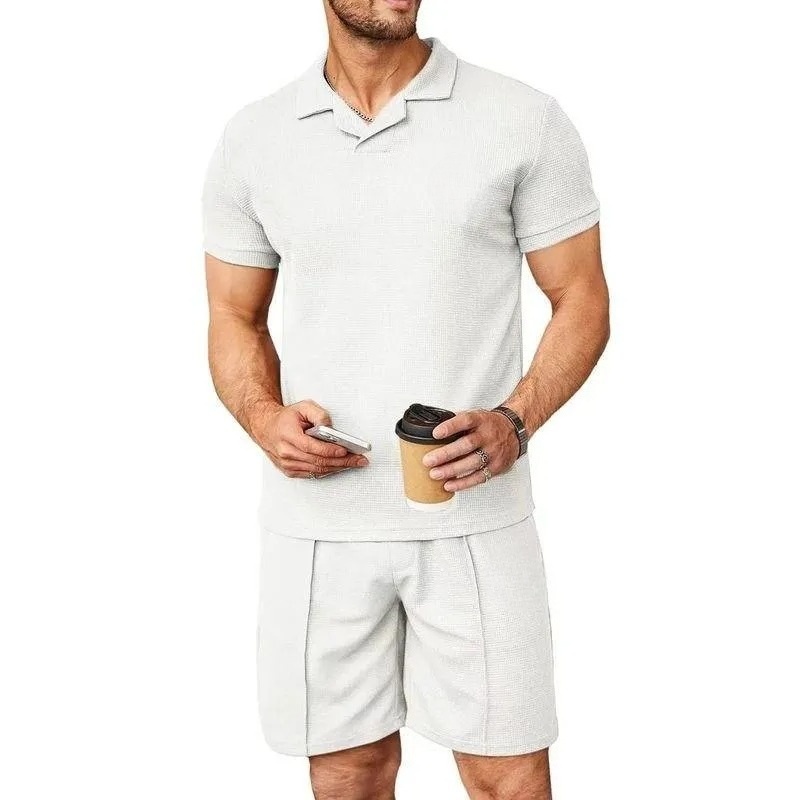 Under – Set base composto da maglietta e pantaloncini 2025