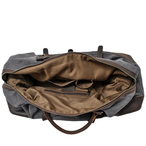 Borsa in canvas oversize con cuciture doppie, tasca laterale e tracolla
