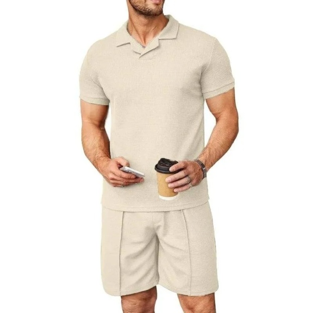 Under – Set base composto da maglietta e pantaloncini 2025