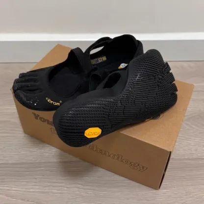 Classic FiveFingers Ballet Flats| Split-Toe Design, Breathable Barefoot Comfort| Ideal for Dance, Yoga, Pilates & Indoor Sports non-slip lightweight breathable comfortable fashion Zumba Shoes