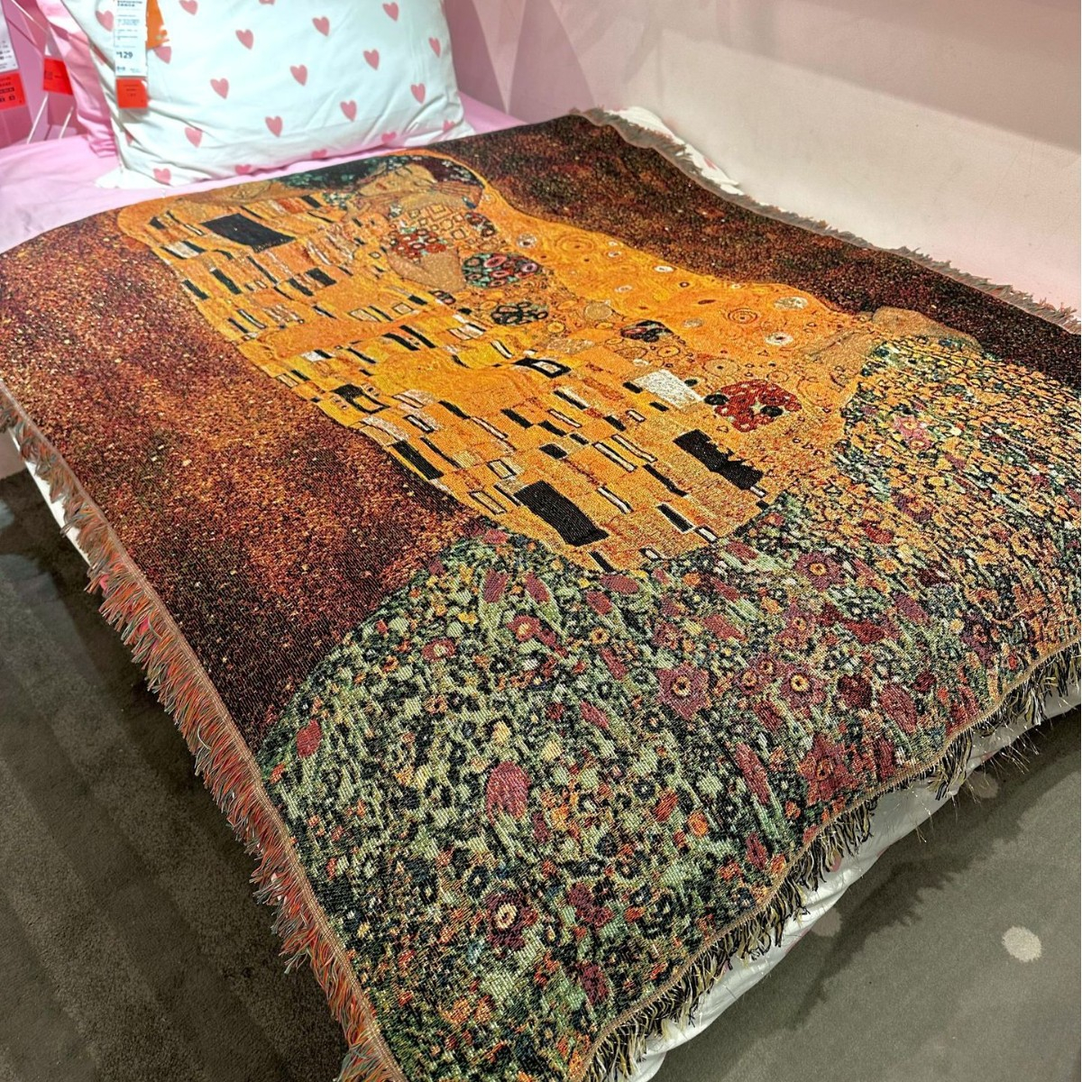 Gustav Klimt - The Kiss Woven Blanket-Size: 51" x 70" (130cm x 178cm)