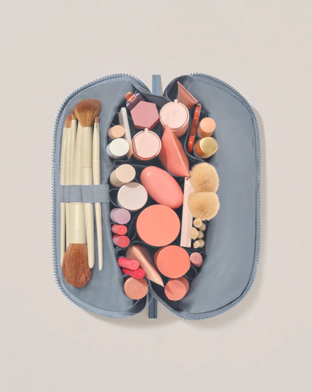 [Copy]The Powder Blue travel vanity case