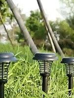 Solar Multi-functional Eco Pest Control Lamp – Protect Your Garden, Say No to Mosquitoes! 🌿🦟
