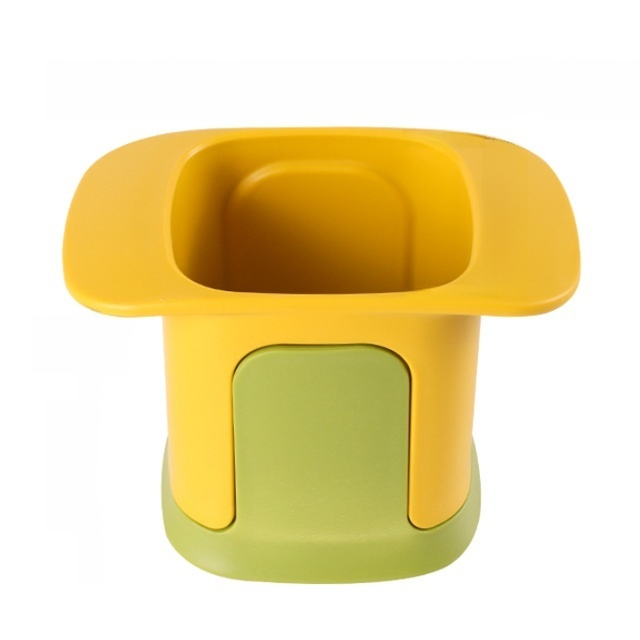 Multifunctional hand press type vegetable cutter