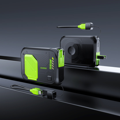 [3-in-1 Large Capacity] It’s enough to just take this charger with you when you go out!