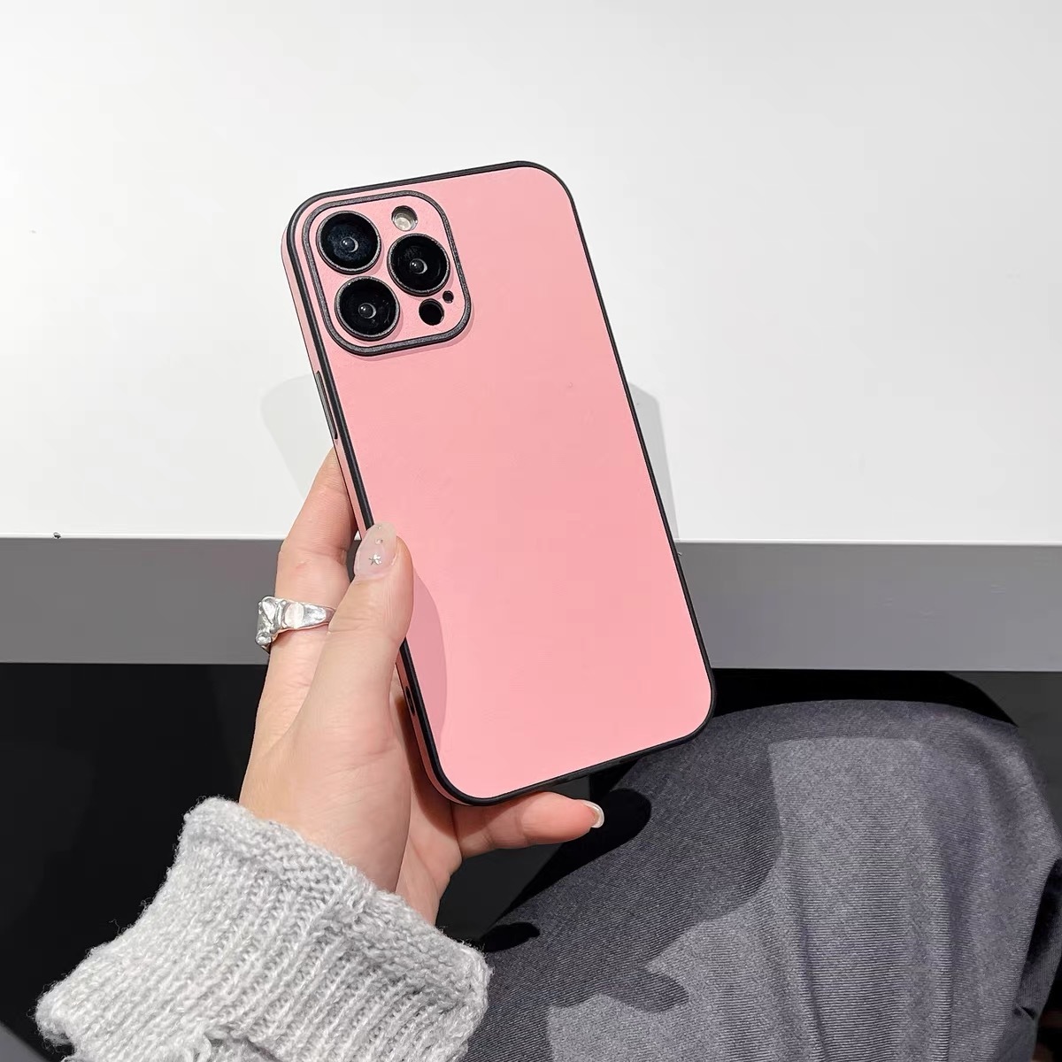 iPhone 17 Pro Max & 16 Minimalist Suede Phone Case 🤍