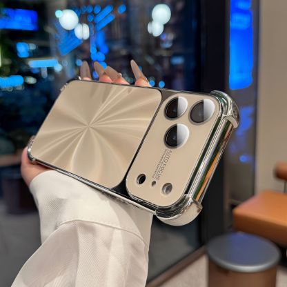 Level Up Your iPhone: CD Pattern Electroplated Case 🚀