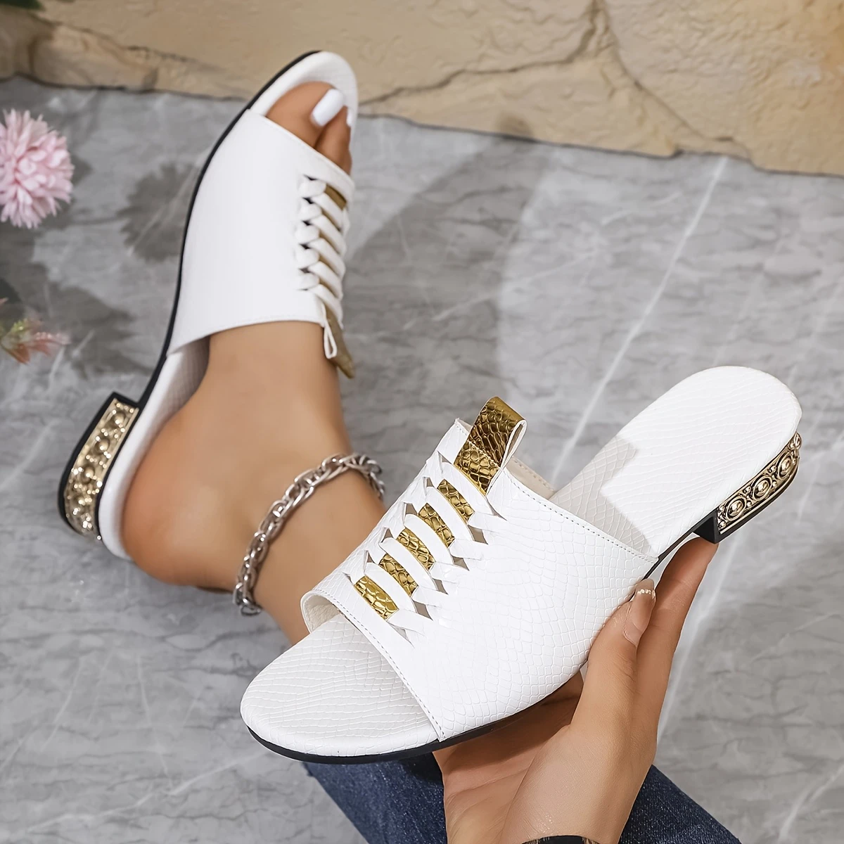 Women's Fashion and Comfortable Non-Slip Summer Chunky Heels Sandals