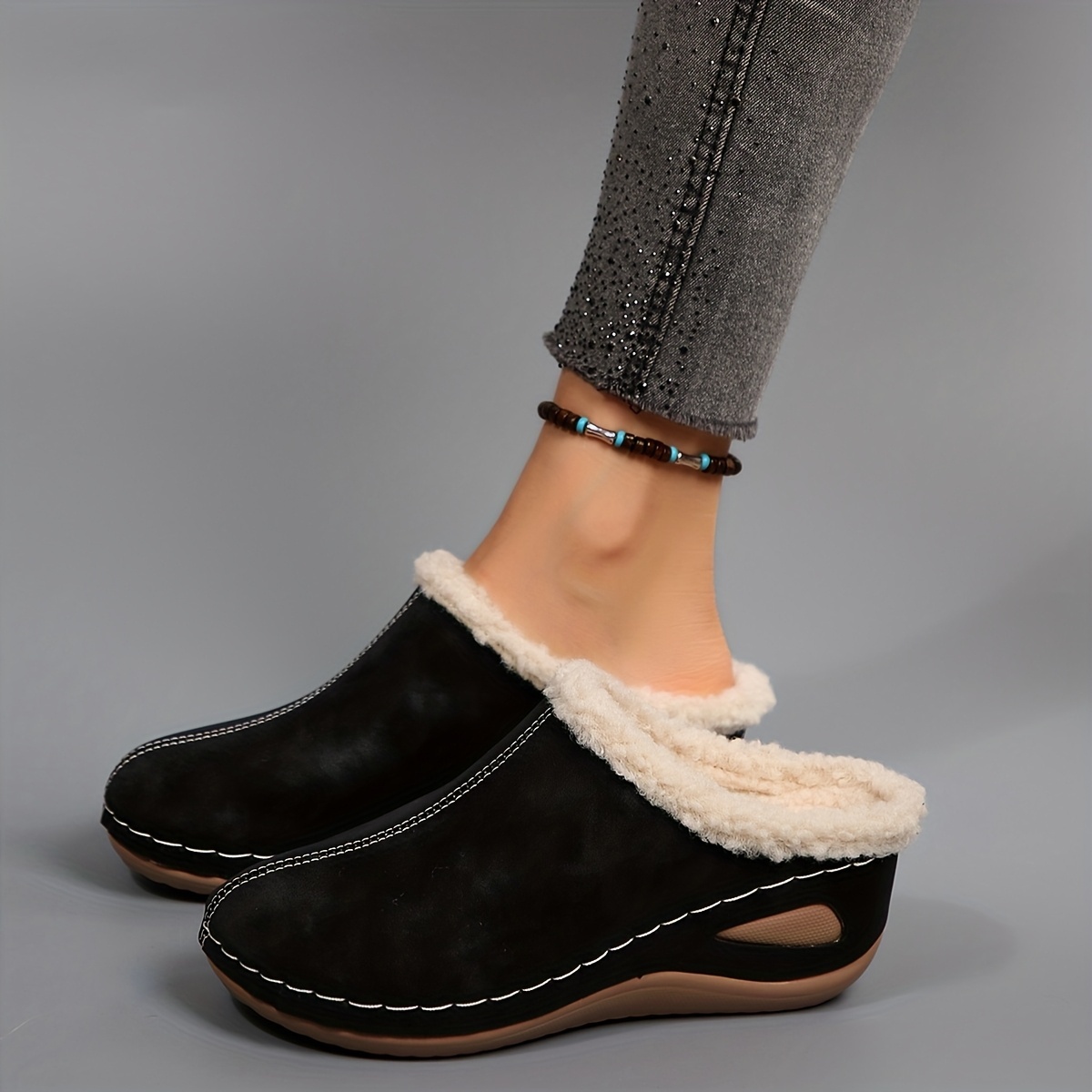 Women's Warm Lined Slip-On Shoes Thick Platform Slippers for Cold Weather
