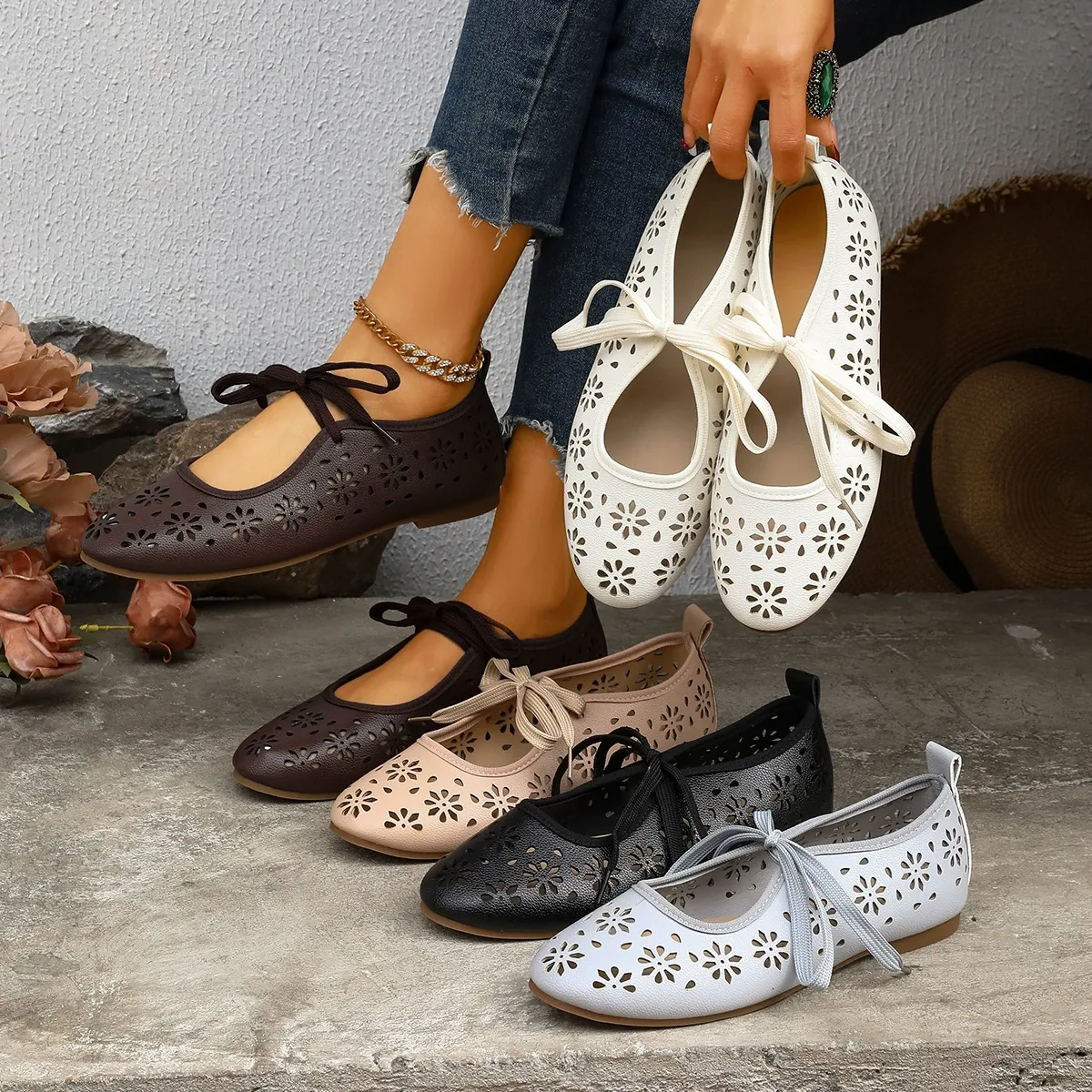 Women's Vintage Hollow Out Lace-Up Slip-On Flat Sandals