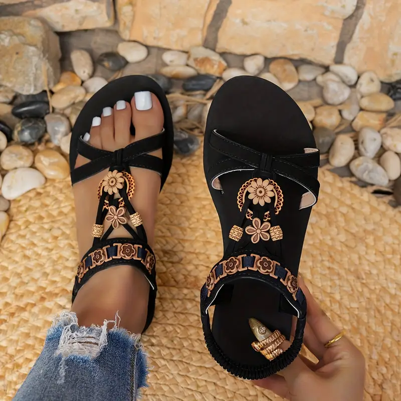 Bohemian Flat Sandals Round Toe Beaded Flower Beach Shoes for Women