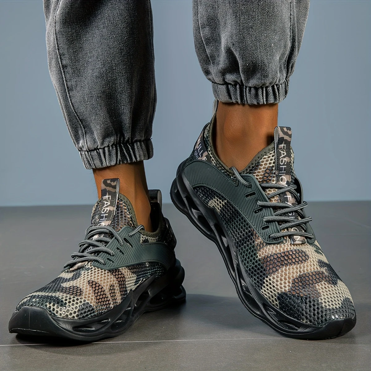 Men's Fashion Breathable Camo Sneakers Athletic Shoes