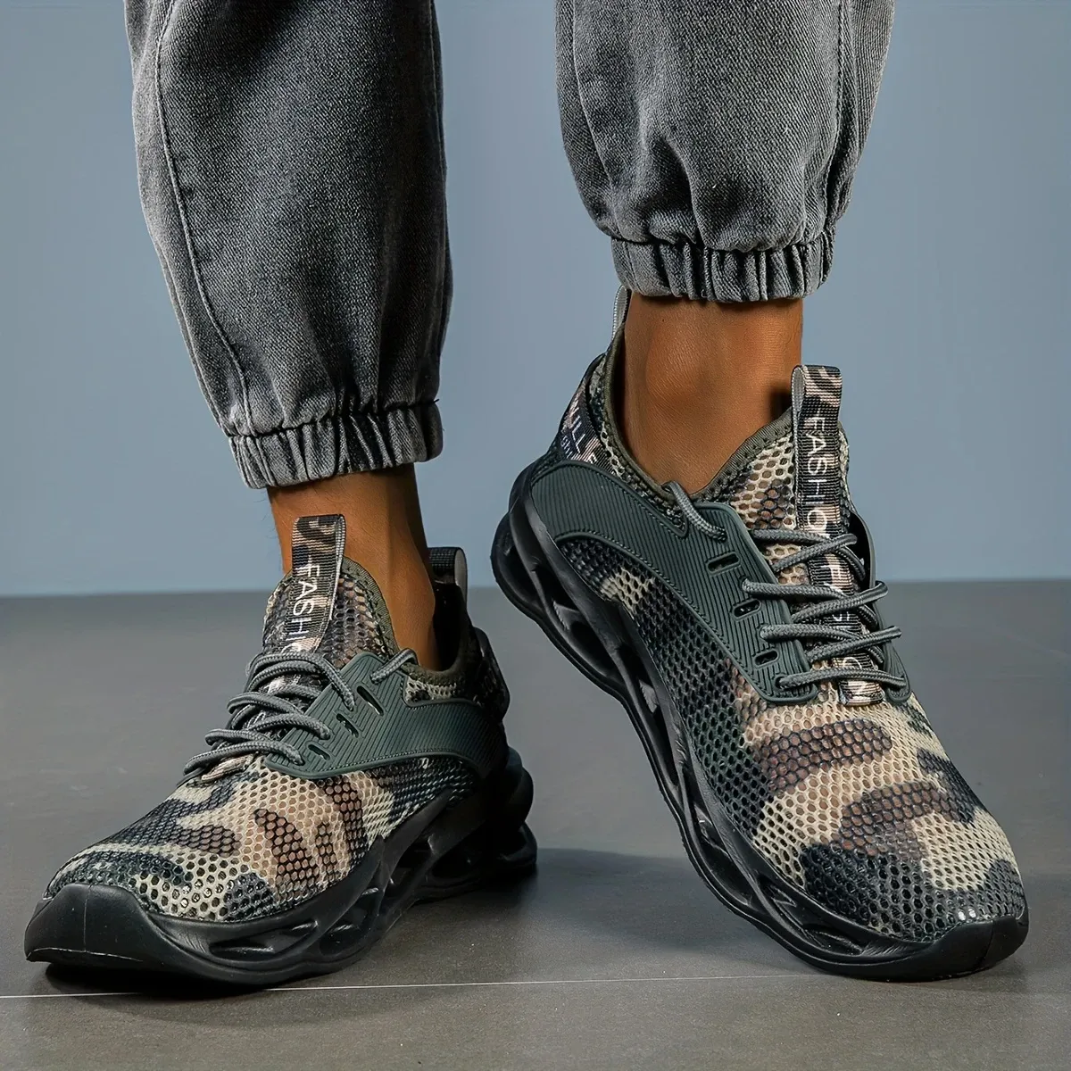 Men's Fashion Breathable Camo Sneakers Athletic Shoes