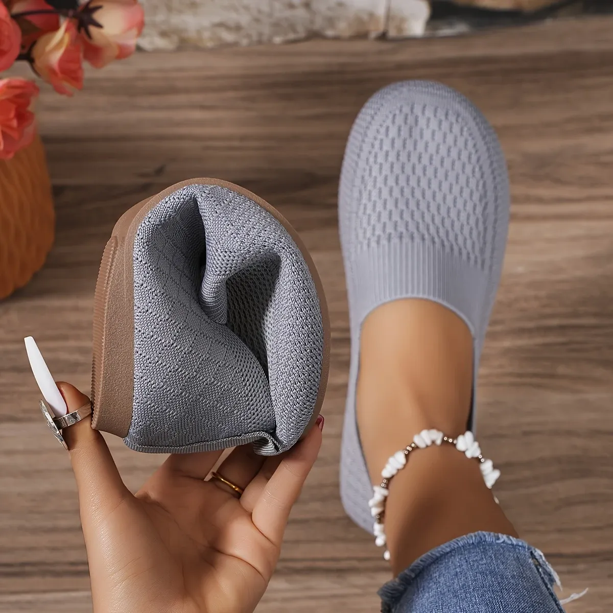 Women's Plus-Size Comfortable Wide-Fit Slip-on Shoes
