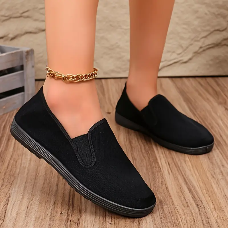 Unisex Lightweight & Comfortable Minimalist Style Slip-On Canvas Flat Shoes Daily Footwear
