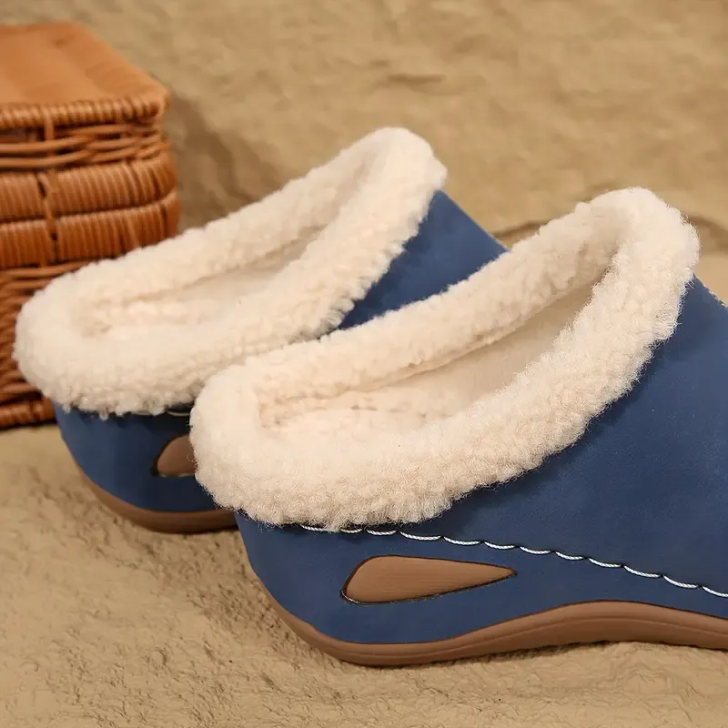 Women's Warm Lined Slip-On Shoes Thick Platform Slippers for Cold Weather
