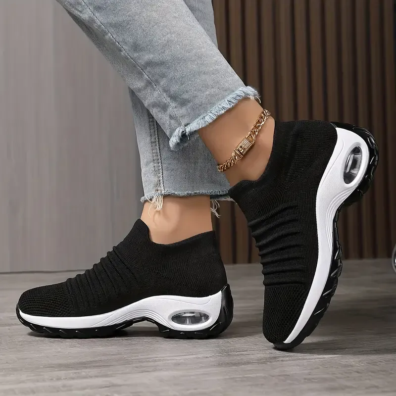Women's Lightweight and Breathable Knit Slip-On Air Cushion Sneakers