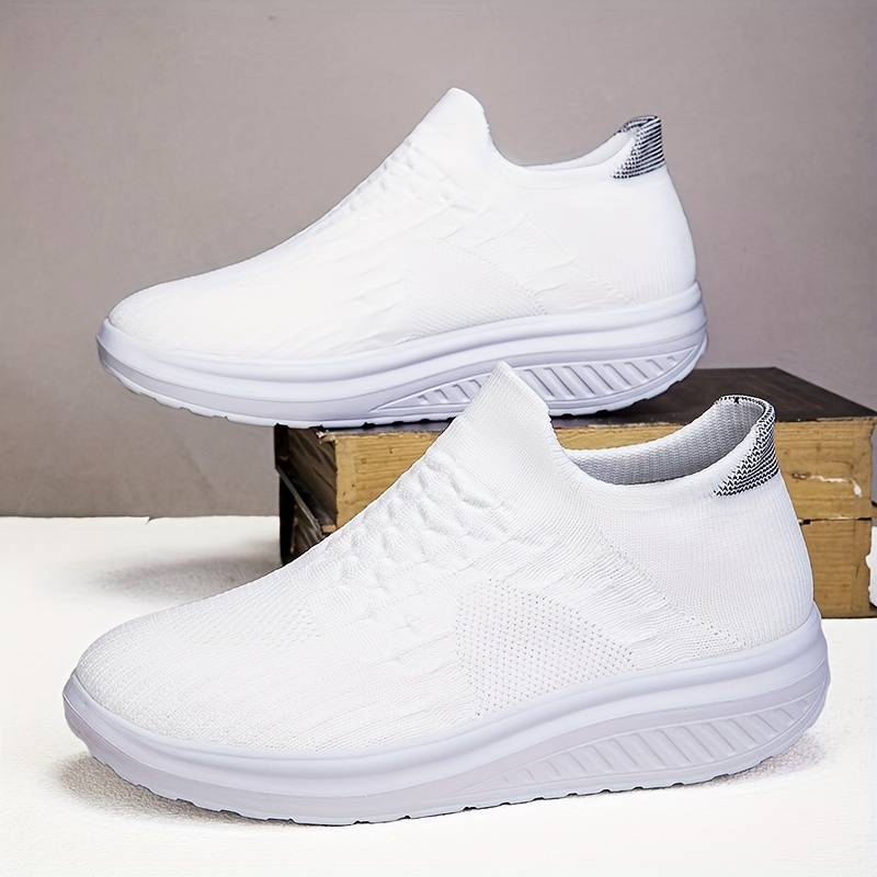 Women's Breathable & Lightweight Knit Non-Slip Slip-On Sneakers Walking Shoes