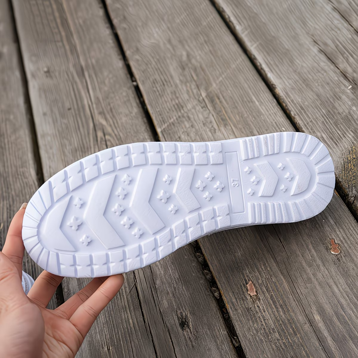 Women's Fashion & Lightweight Geometric Floral Pattern Slip-On Loafers