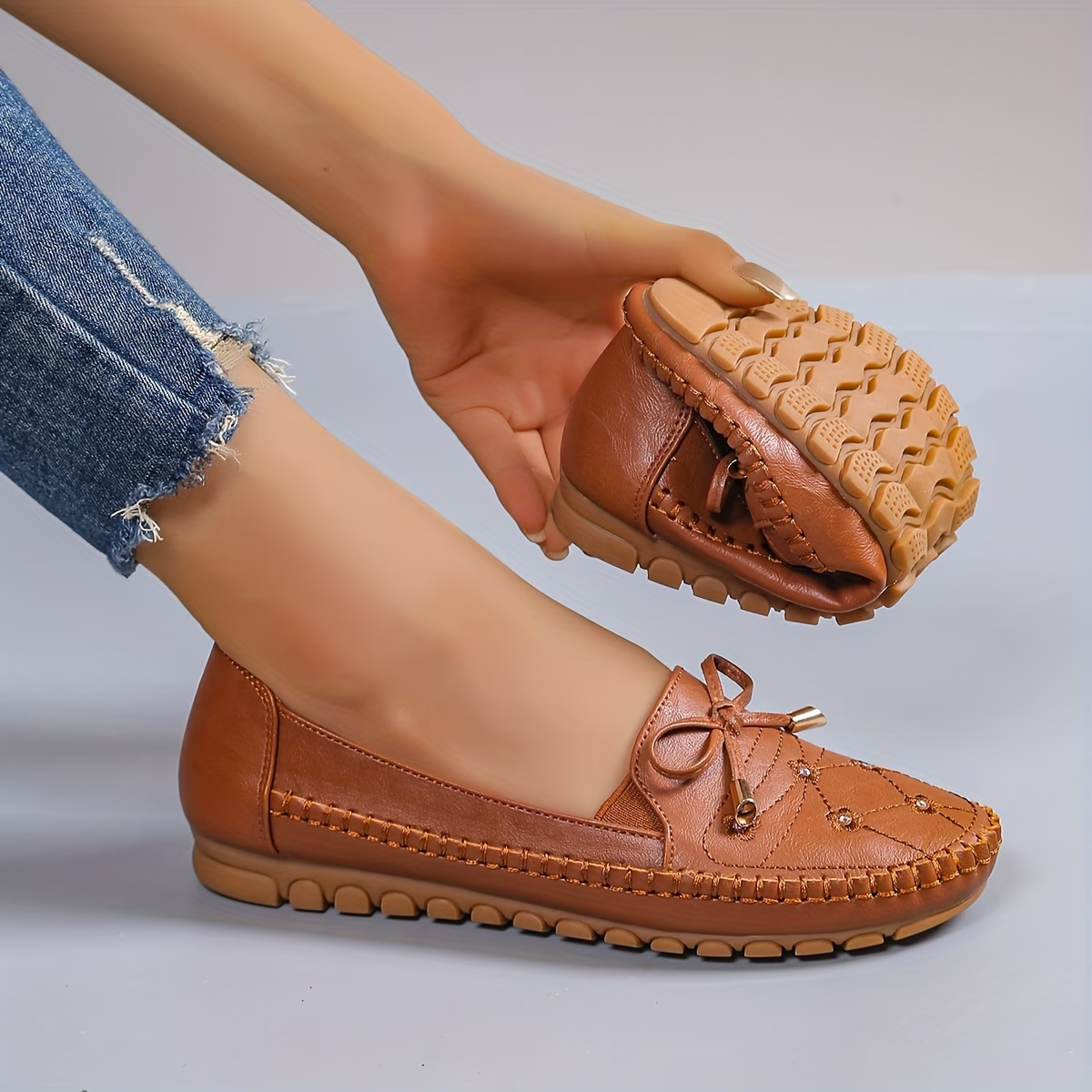 Women's Lightweight & Comfortable Bow-decorated Leather Flat Penny-loafer Slip-on Shoes