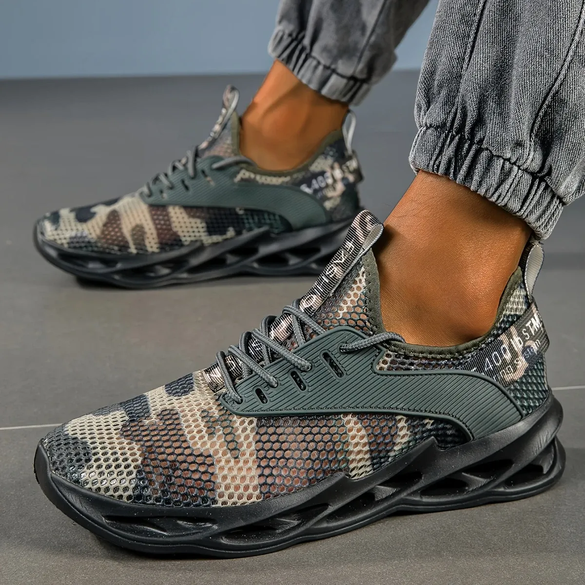 Men's Fashion Breathable Camo Sneakers Athletic Shoes