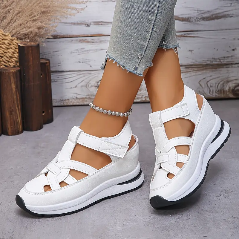 Women's Plus Size Breathable Cut-Out Platform Sports Sandals