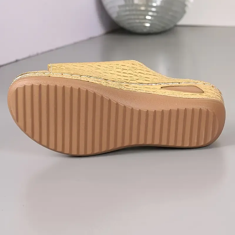 Women's Shiny Soft and Comfortable Slip-on Sandals Slippers