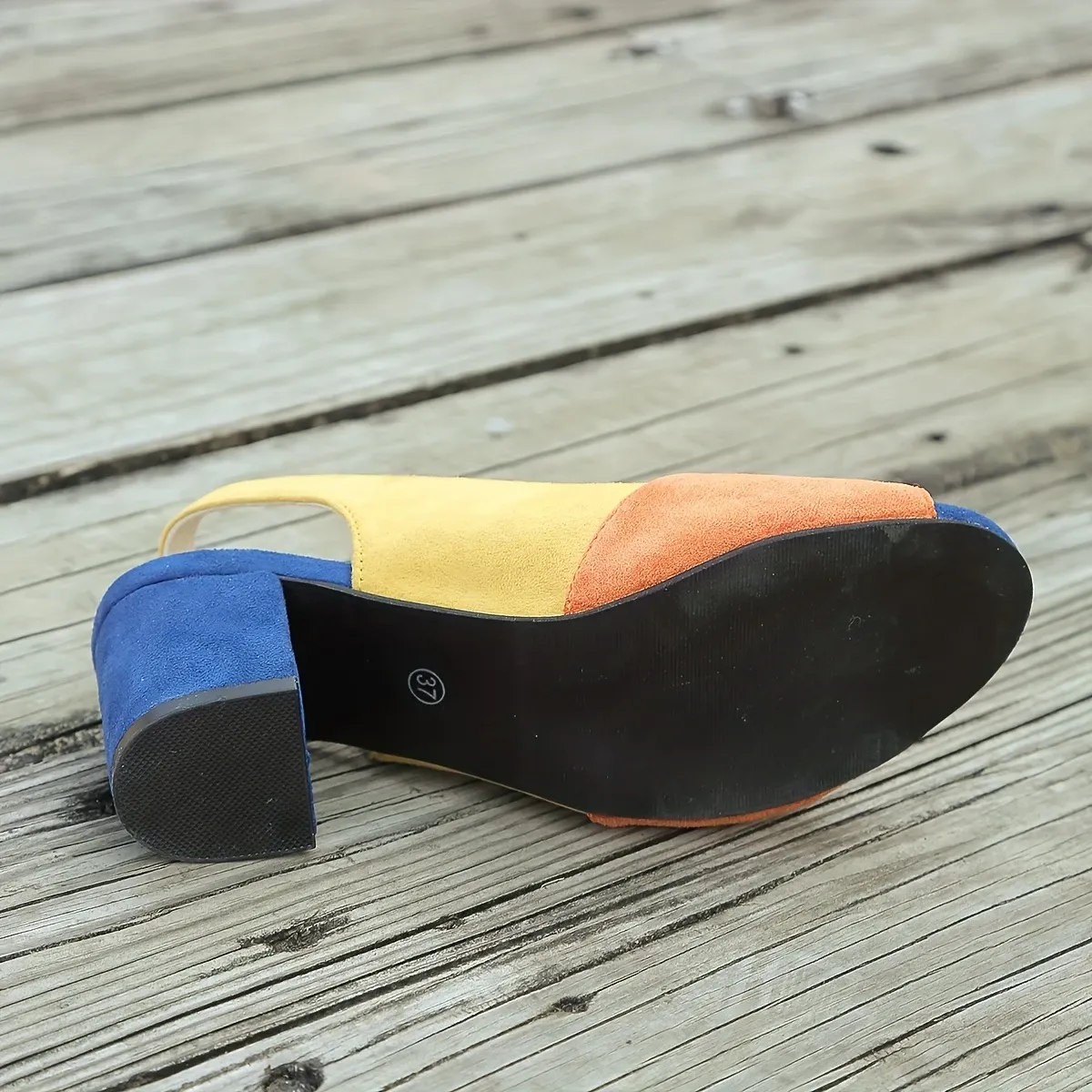 Women's Geometric Contrast Color Chunky Heel Sandals for Casual & Party Wear