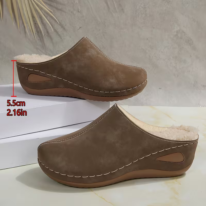 Women's Cozy Warm Cushioned Insole Winter Plush Slip-On Moccasin Slippers